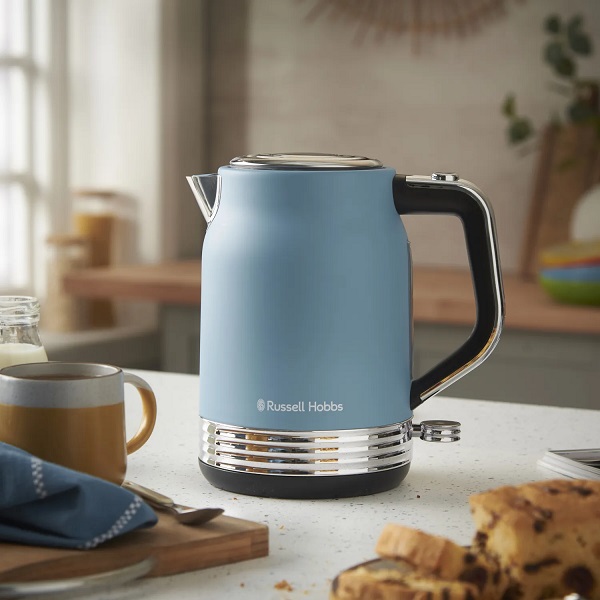 Russell Hobbs Retro Baby Blue Hanley Jasmine Kettle 28641