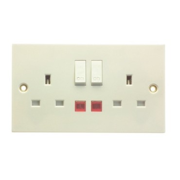 2 Gang 13a Sw / Socket Neon 8999 P/p