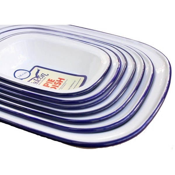 Pie Dish Falcon Oblong Enamel 20cm En0020