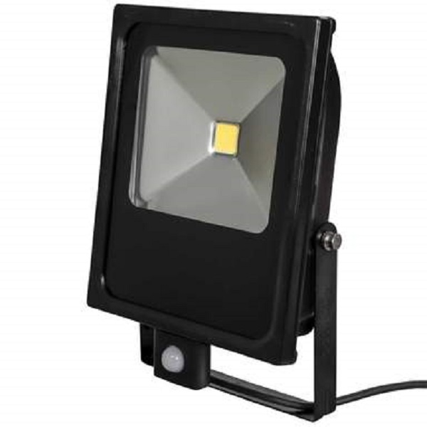 Xcite 50w Led Slim Floodlight With Pir Blk